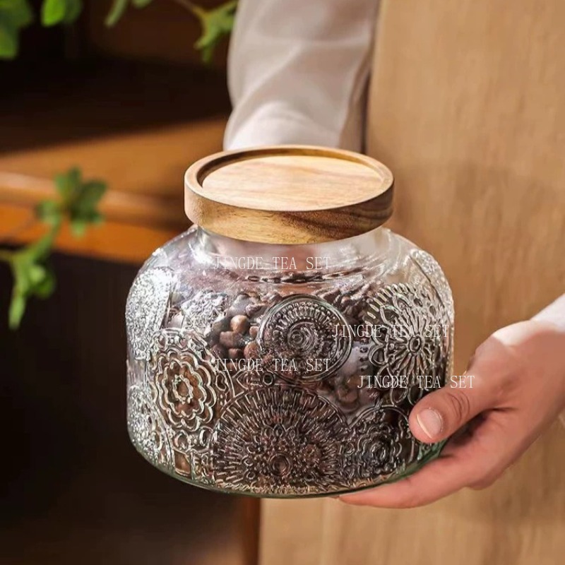 Food Storage Jars With Wooden Lids - Tarro de Vidrio Repujado con Tapa